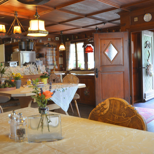 typische Schwarzwald-Gaststube - typische Schwarzwald-Gaststube -