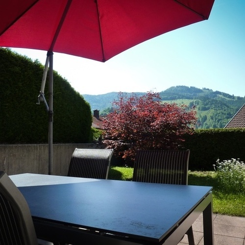 Freisitz mit Blick in die Landschaft - Freisitz mit Blick in die Landschaft -