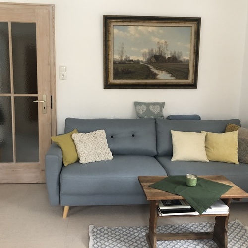 Wohnzimmer mit Couch - Wohnzimmer mit Couch -